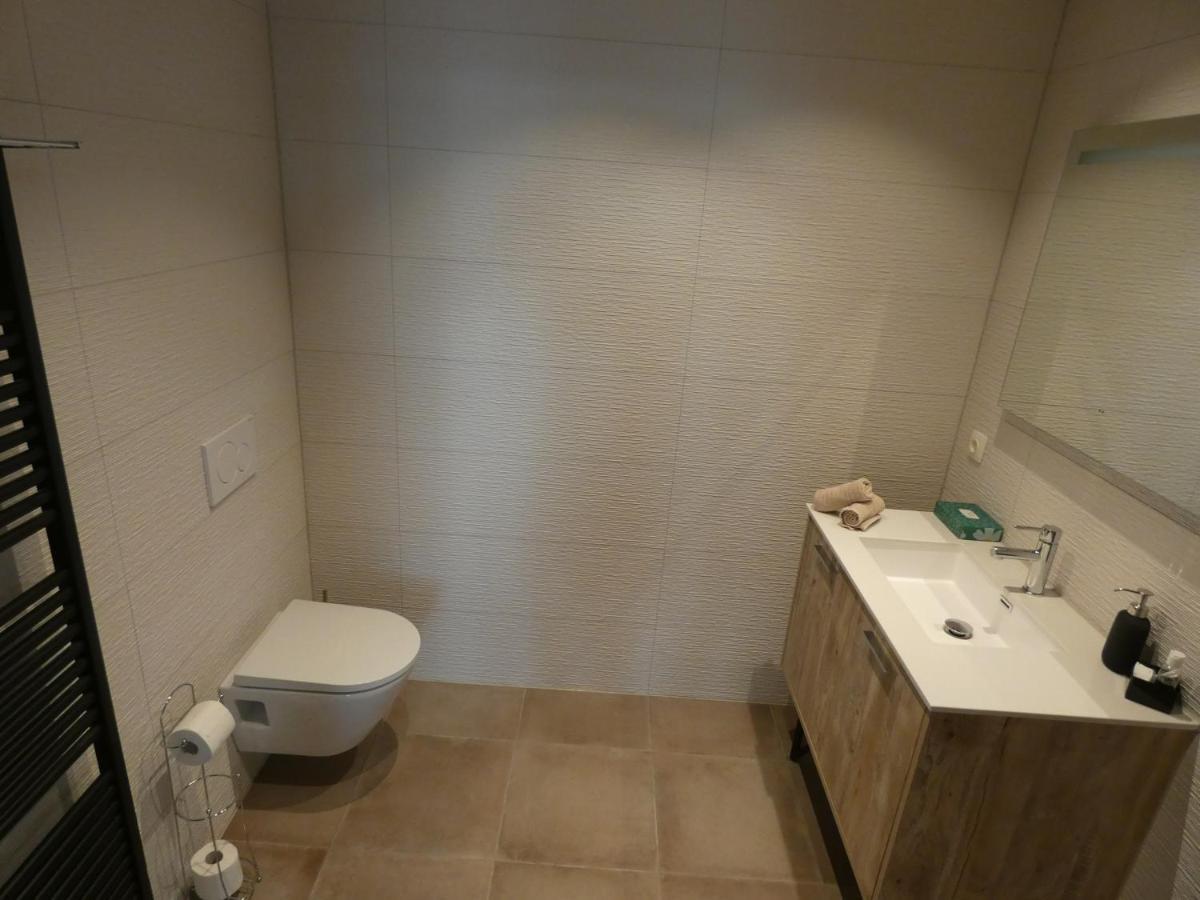 B&B Badhuis 弗利辛恩 外观 照片